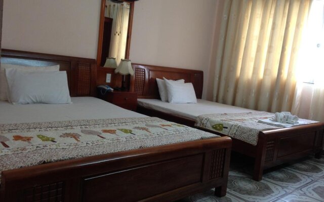 Don Hien 2 Hotel