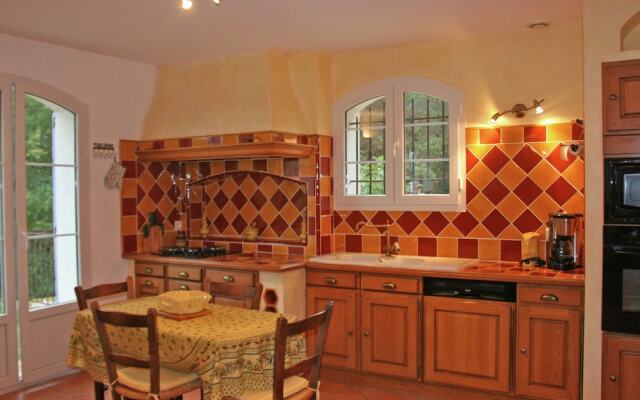 Luxurious Villa in Cotignac France with Private Pool