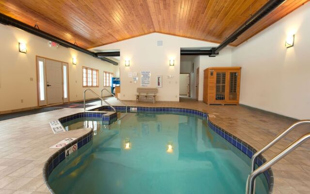 Copperwood #17 - 3 Br Condo