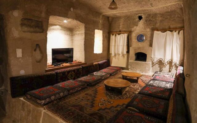 Peri Cave Hotel