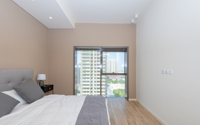 Luxury stay at Park view Dubai