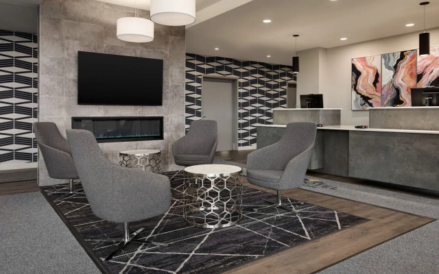 Microtel Inn & Suites By Wyndham Boisbriand