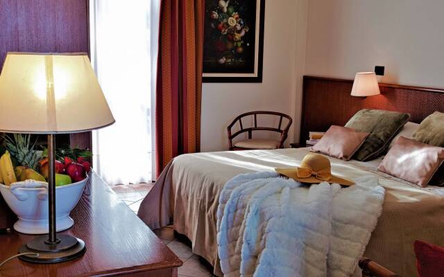 Hotel Sirio