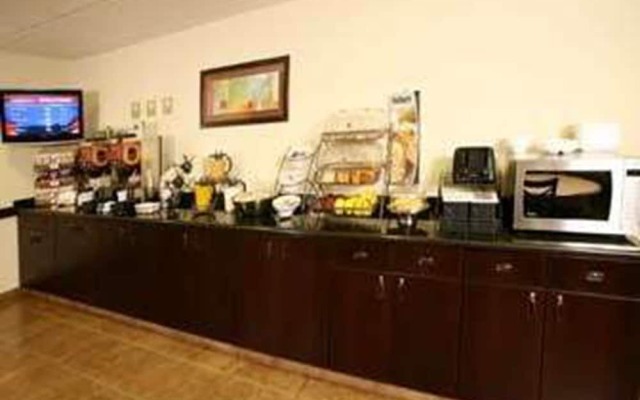 Microtel Inn and Suites Toluca