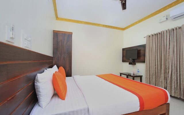 OYO 10549 Hotel Le Comforts