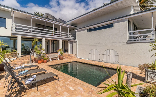 51 on Camps Bay Guest House