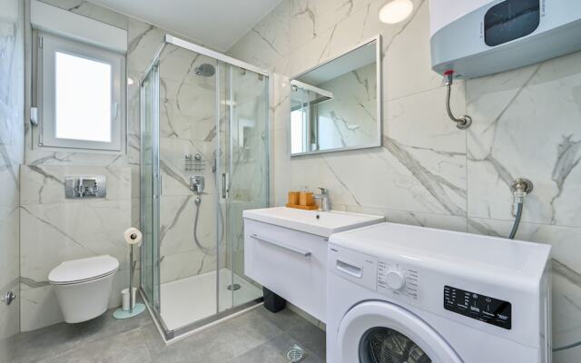 Imperial Apartment with Private Pool
