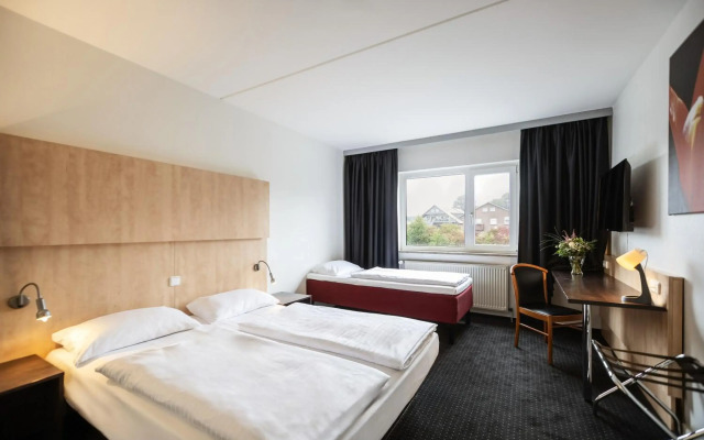 Good Morning + Bad Oldesloe Hotel