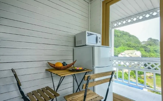 Geoje Santorini Pension