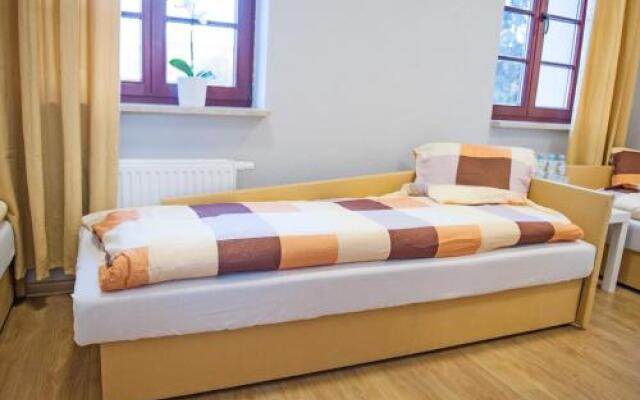 Hostel Open Tours