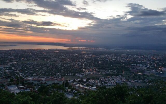 Signature's 21 Guest Apartments