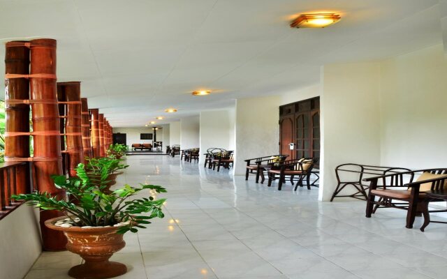 Sarinande Hotel