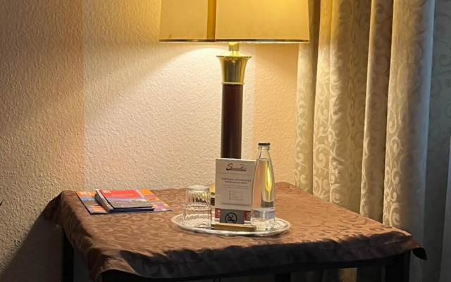 Senator Hotel