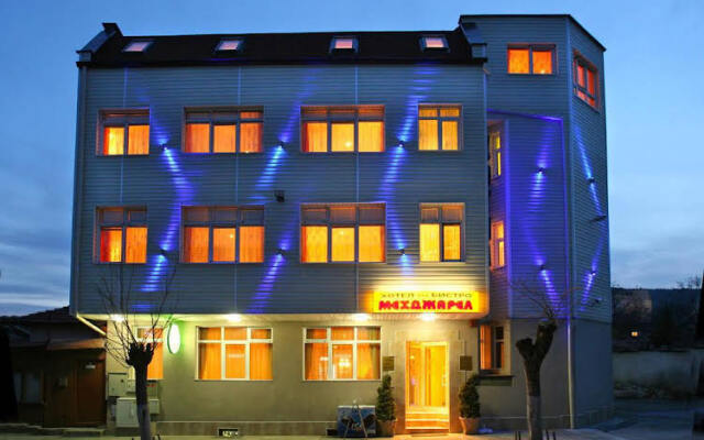 Hotel Mehdjarel