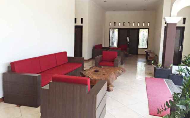 Pondok Indah Beach Hotel