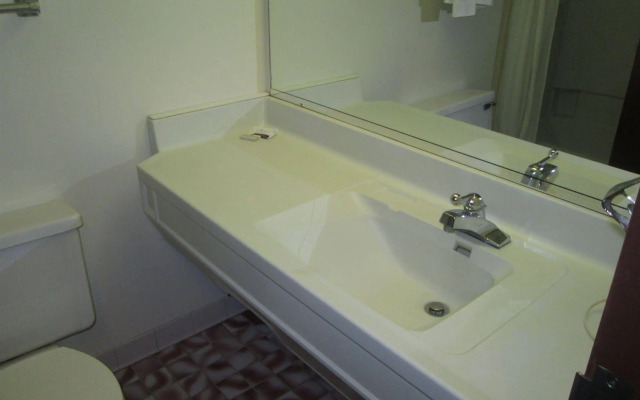 Bellevue Hotel & Suites