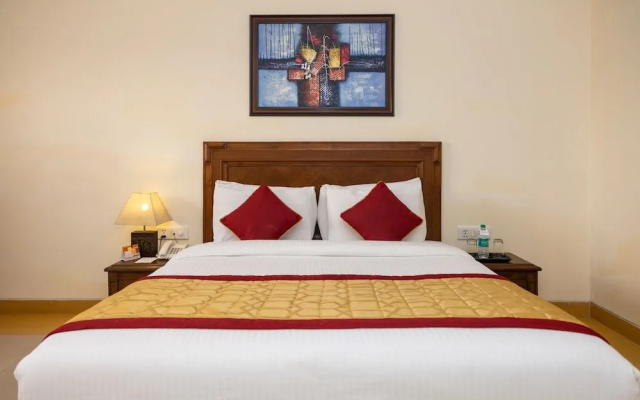 The Competent Palace Hotel