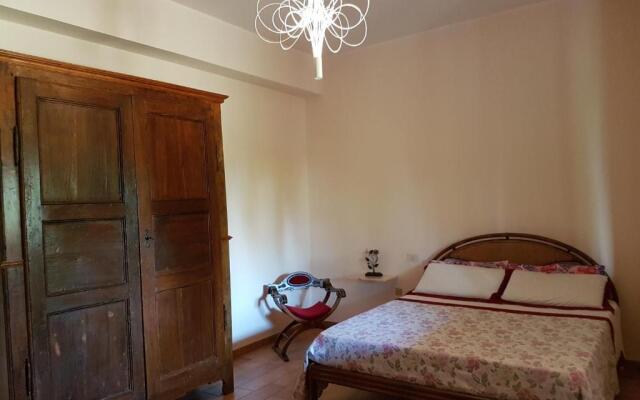 41 Via Castello Farneto