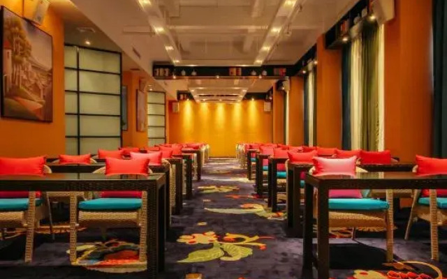 Rezen Select Hotel