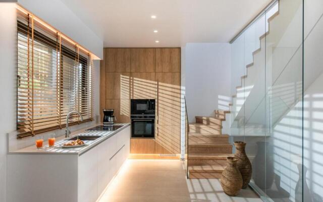 Made By The Sea Villas 9 Bdrm
