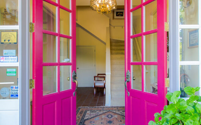 Oleander House Bed & Breakfast