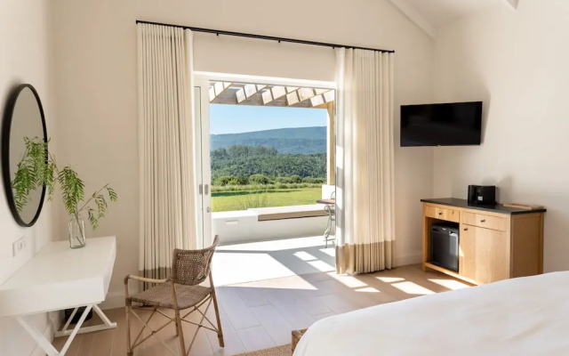 Crags Country Lodge