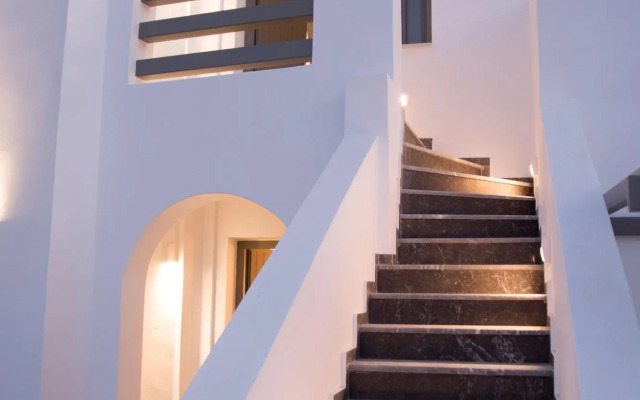 Amphitrite Suites Santorini