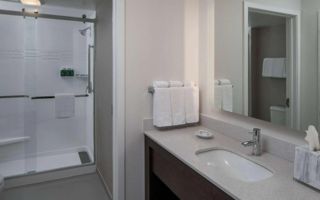 Sonesta ES Suites Fairfax Fair Lakes