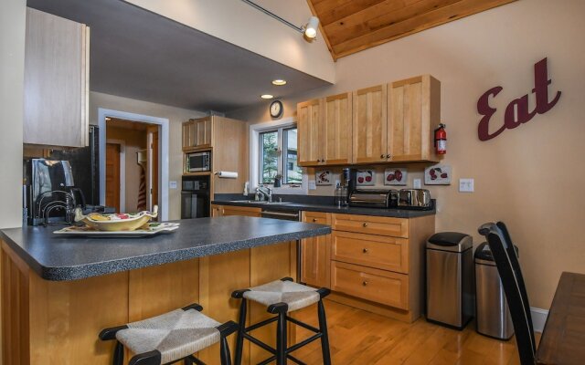 Wisp' n Away 5 Bedroom House