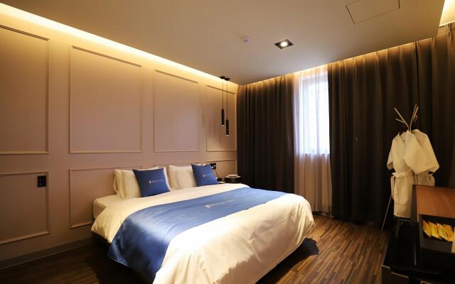 Hotel Bentley
