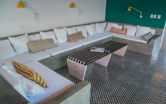 Los Patios Hotel