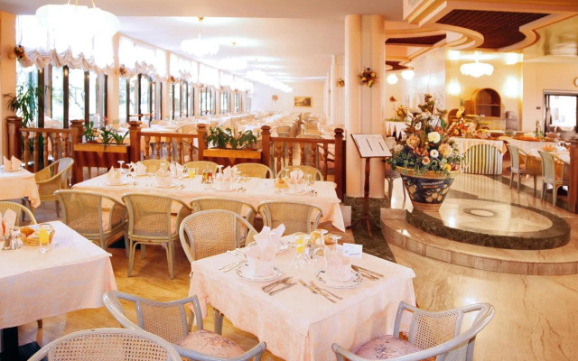 Park Hotel Oasi