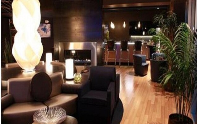 Global Luxury Suites at Downtown Stamford