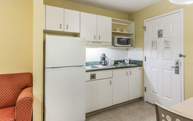 Suburban Studios Fort Myers Cape Coral