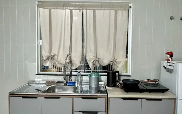 Prado Guest House
