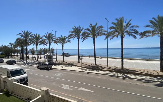 R151 - Apart Beachfront
