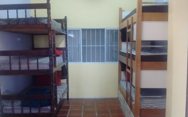 Hostel Kombi Curitiba - filial Jardim Botânico