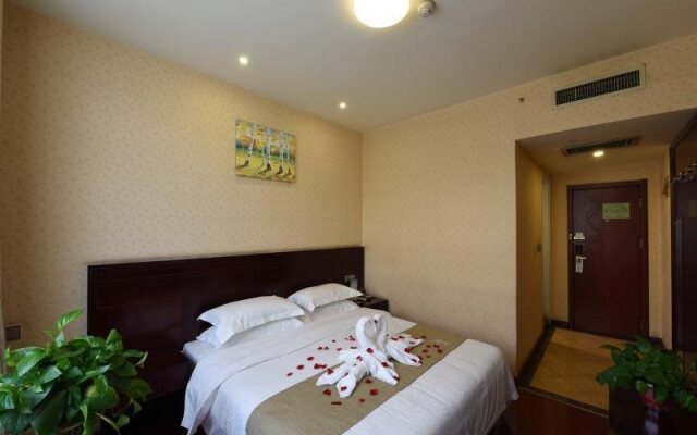 GreenTree Inn Shanxi Jinzhong JieXiu Railway Station Express Hotel