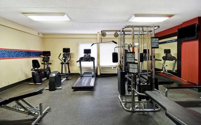 Hampton Inn St. Louis/Westport