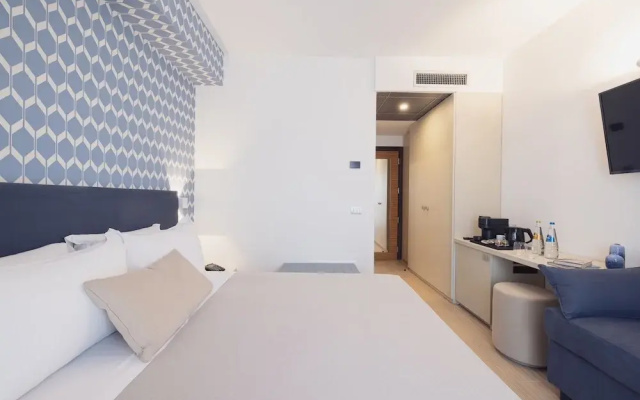 Hotel with swimming pool in Marinella di Selinunte