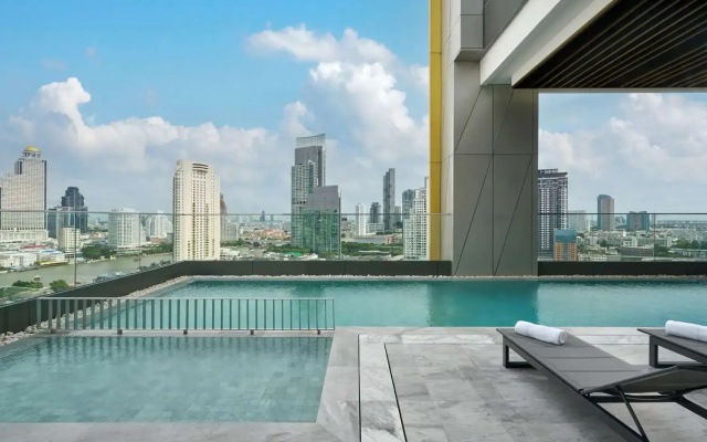 Hilton Garden Inn Bangkok Riverside