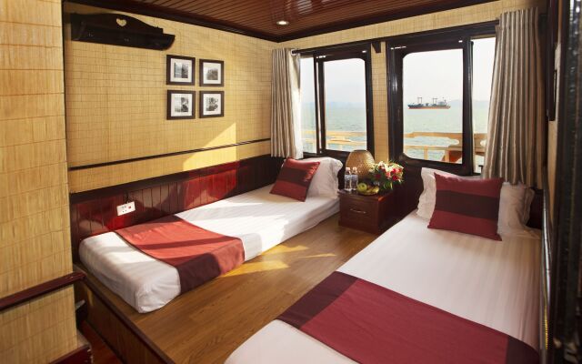 Halong Paloma Cruise