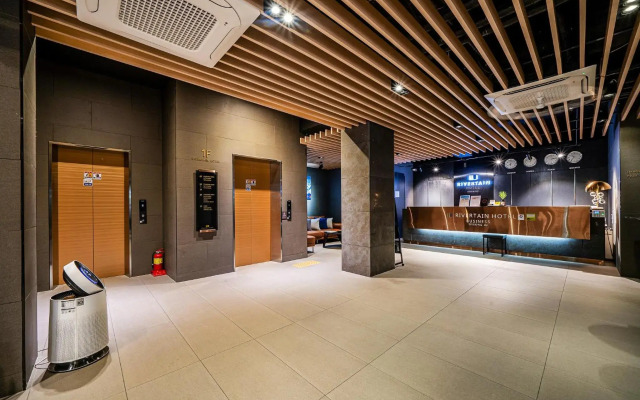 Rivertain Hotel Gyeongju