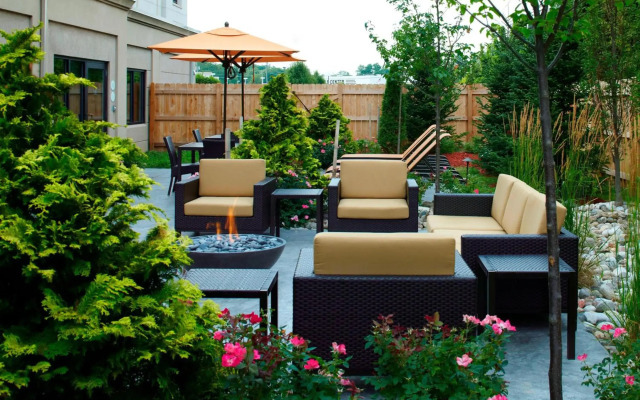 Courtyard by Marriott Buffalo Amherst/University