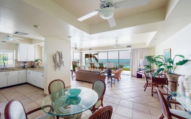 Coral Gardens on Grace Bay