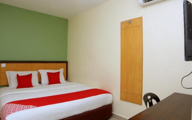 Holiday Mansion Inn by OYO Rooms