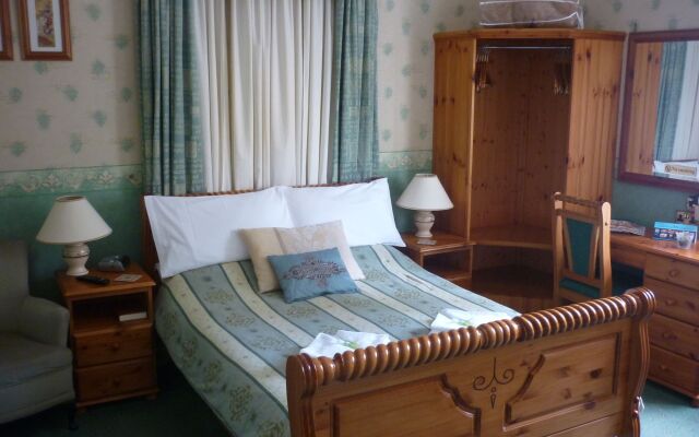 Ashwood Grange Hotel - B&B