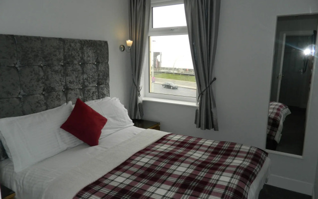 Ocean Bay Hotel