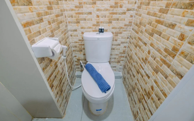Modern Studio Room Apartment at Bogorienze Resort – Bathroom – Bogor