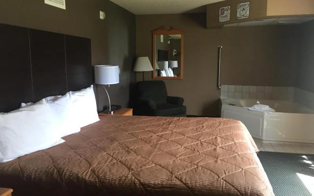 Boarders Inn & Suites by Cobblestone Hotels - Fayette